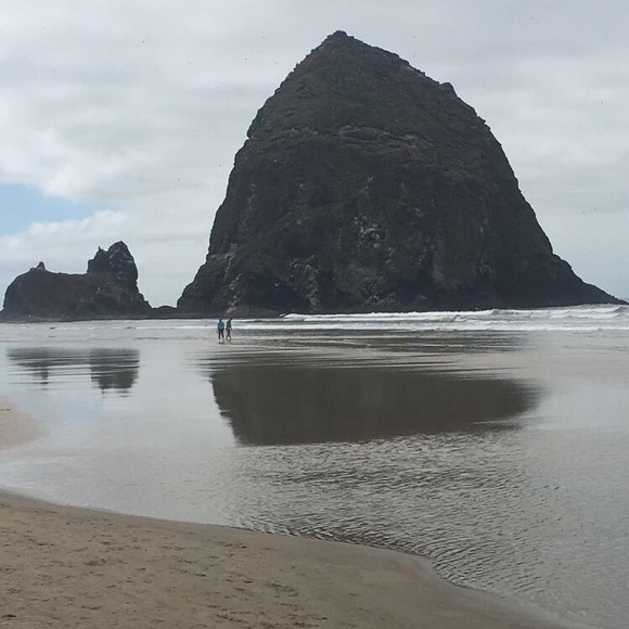 Meet your Posher, Lauren - Picture 12 of 16